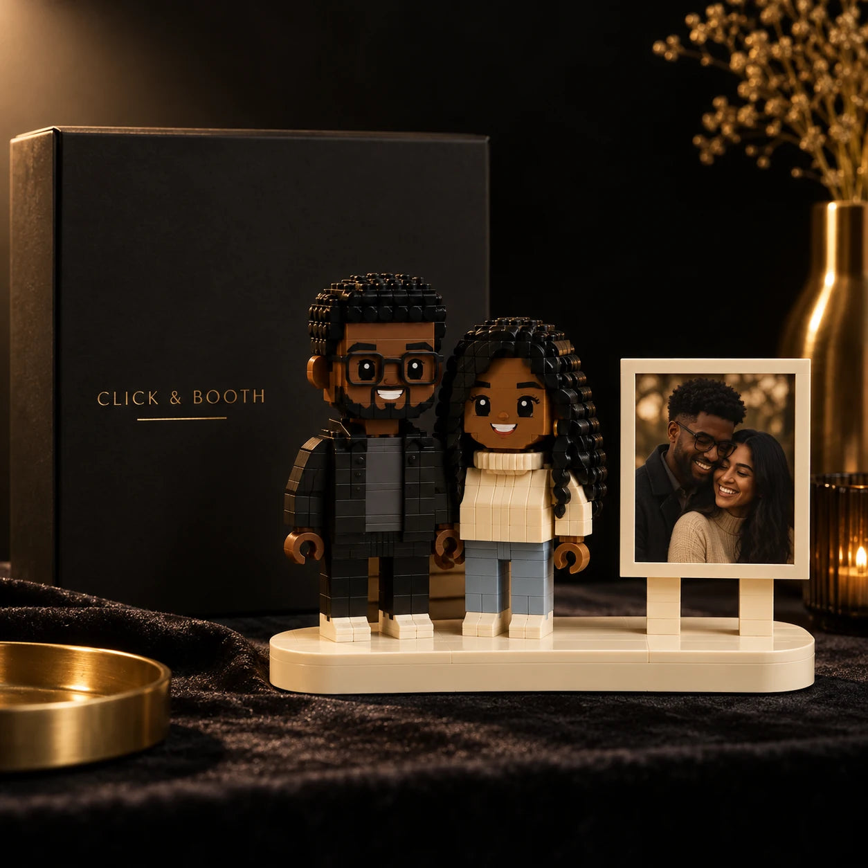 Nous, en Miniature
